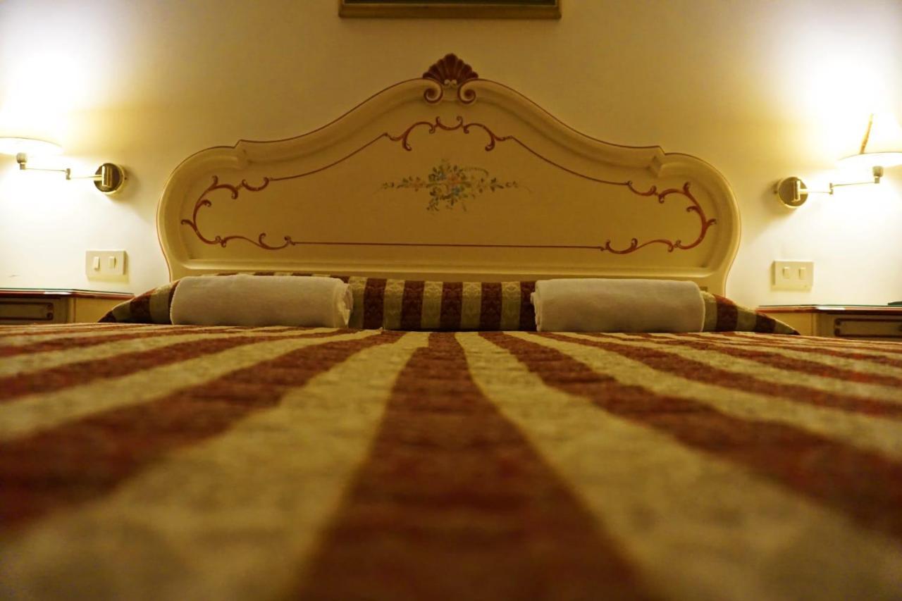 Rialto Experience Hotel Venesia Bagian luar foto