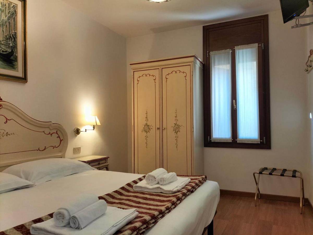 Rialto Experience Hotel Venesia Bagian luar foto